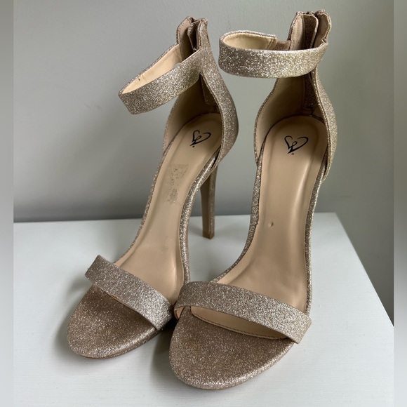 Windsor champagne gold glitter special occasion/prom/homecoming/wedding heels - Picture 2 of 14